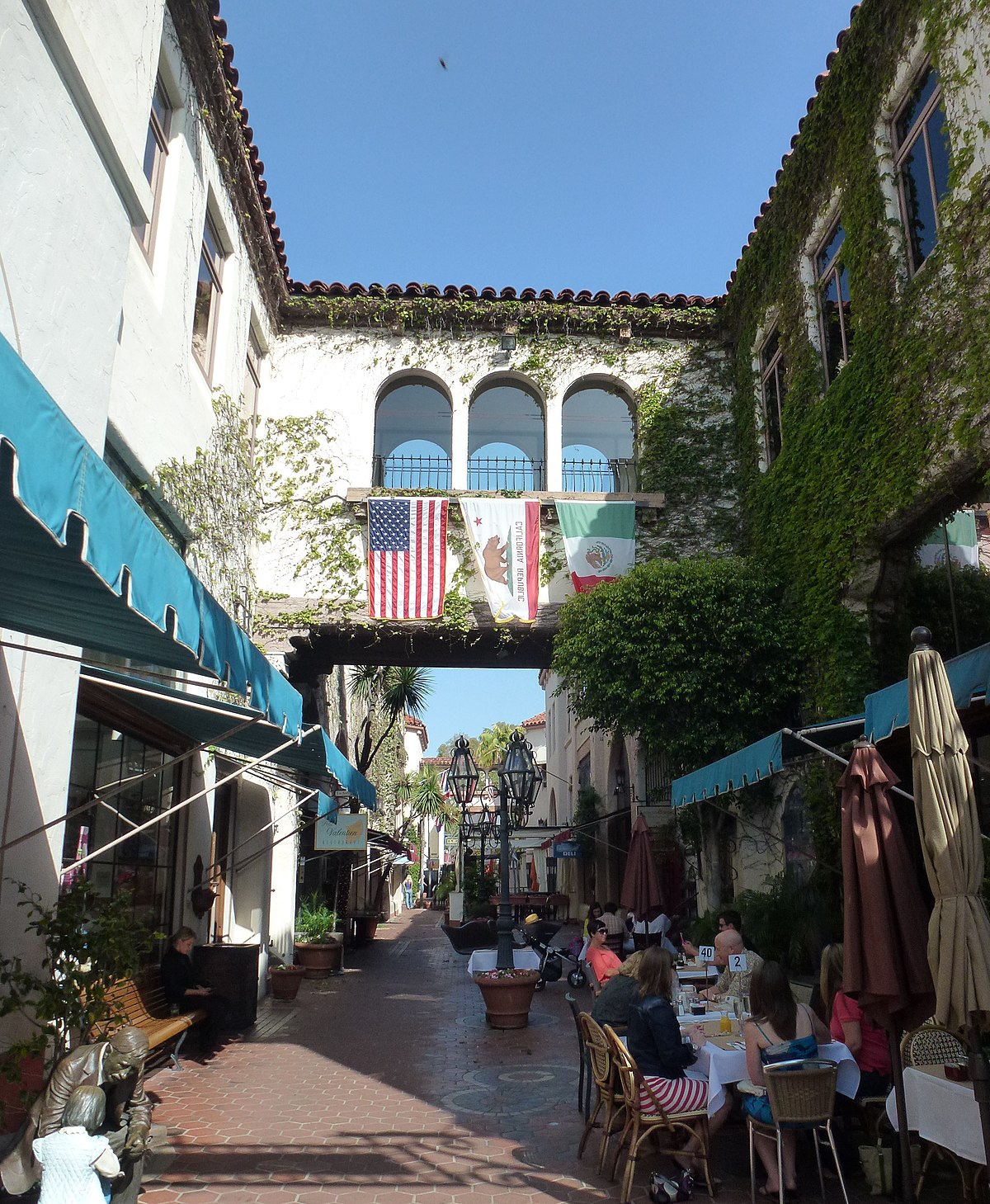 Santa Barbara Getaway — 2-day trip template on TownHop